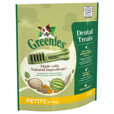 Greenies Dental Treats, PETITE 8–11 kg, x10. Made with Natural Ingredients. VOHC Accepted. Kuvassa vihreä hammashoitopurutikku ja ainesosakuvia pakkauksessa.