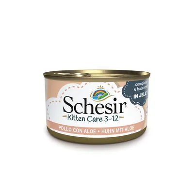 Schesir Kitten Care 3–12, pollo con aloe, in jelly. Lattina di alimento per gatti visibile con testo: complete & balanced, Huhn mit Aloe.