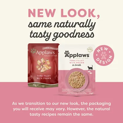 Dvě balení Applaws Natural Cat Food Tuna Fillet with Prawn 70g, starý a nový design. Text: NEW LOOK, same naturally tasty goodness, NEW DESIGN.