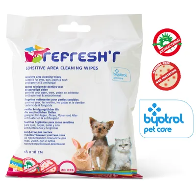 REFRESH'R Sensitive Area Cleaning Wipes, by Byotrol pet care. Antibacterial, alcohol free, non irritating. 20 stk, 18 x 18 cm. Billede af hund, kat og kanin på emballagen.