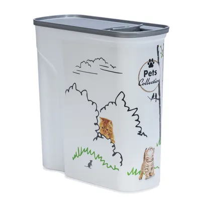 Foderbehållare med kattmotiv, texten 'Pets Collection', vit med grått lock och illustrationer av buskar, gräs och en mus.