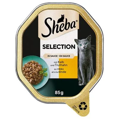 Sheba Selection kattenvoer in saus, met kalf en kalkoen, 85g. Verpakking toont afbeelding van grijze kat en portie natvoer op bord. Tekst deels in Duits en Frans.