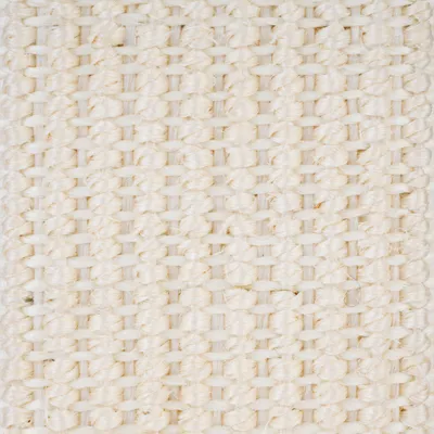 Close-up van een crèmekleurige, geweven textuur van robuust materiaal. Geschikt voor krabpalen of soortgelijke producten.