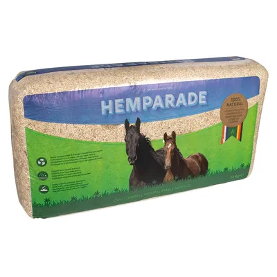 Hemparade hampaströbädd, 100% naturlig, bekväm naturlig stallströ, 14 kg. Förpackningen visar två hästar och EU-ursprungsmärke.
