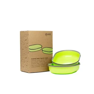 SureFeed voerbakken set van 2, groen, zichtbaar in kunststof materiaal naast kartonnen verpakking met merknaam en productafbeelding.