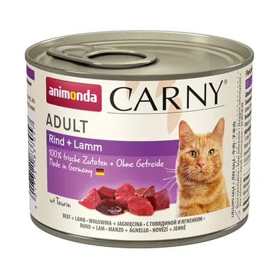Animonda Carny Adult Rind + Lamm, 100% frische Zutaten, ohne Getreide, Made in Germany, mit Taurin. Abbildung einer Dose Katzenfutter mit rotem Fleisch und Katze.