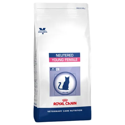 Pungă Royal Canin Veterinary Care Nutrition pentru pisici, text vizibil: Neutered Young Female, SO Index, Feline, Veterinary Exclusive.