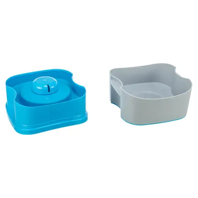Set fontana per bere in plastica a due pezzi, composto da fontana blu e vaschetta di raccolta grigia.