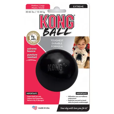 KONG Ball Extreme, sort bold til hunde 13–30 kg. Tekst: toughest durable formula, extreme bounce, puncture resistant, recommended by vets worldwide, made in USA. Bulldog på emballagen.