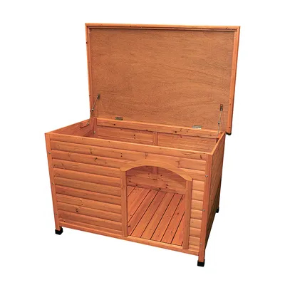 Houten hondenhok met openklapbaar dak, zichtbare binnenruimte en ingang aan de voorkant. Gemaakt van hout met metalen scharnieren.