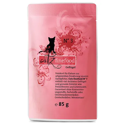 Пауч Catz finefood №3 Geflügel, 85 г. Текст на немски: деликатес за котки, без консерванти, оцветители и овкусители, без ГМО. Съдържа пилешко месо и здравословни съставки.