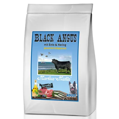 Bag labelled Black Angus with duck and herring, cold-pressed guarantee, showing images of beef, fish, oil, herbs, and 15kg adult formula.