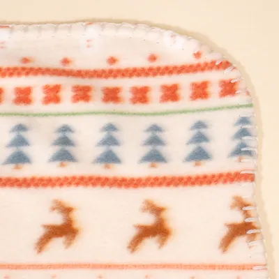 TIAKI Kuscheldecke mit nordischem Wintermuster