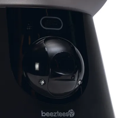 Beeztees voerautomaat met zwart bedieningspaneel en Feed-knop, geschikt voor automatische voeding.