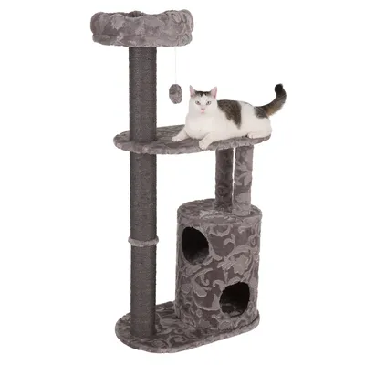 Arbre à chat gris avec deux niches, trois plateformes, poteaux en sisal et balle suspendue, un chat blanc et gris allongé sur la plateforme du milieu. Revêtement en tissu visible.