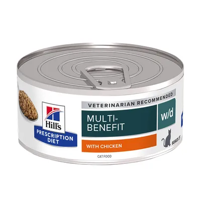 Boîte Hill's Prescription Diet Multi-Benefit w/d with chicken, aliment pour chat. Texte visible : Veterinarian recommended, cat food. Illustration de croquettes et pictogramme chat.
