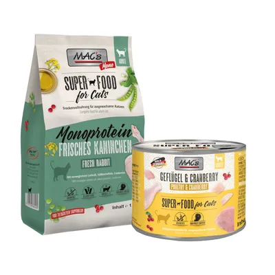 MAC's Super Food for Cats torrfoder Monoprotein Frisches Kaninchen och våtfoder Geflügel & Cranberry för vuxna katter. Synlig text på tyska och engelska.