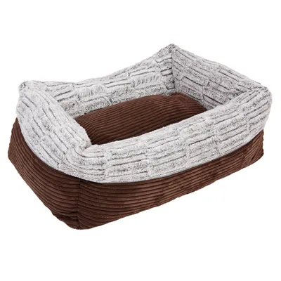 Braunes Haustierbett mit weichem, grauem Plüschrand und geripptem Stoffdesign.