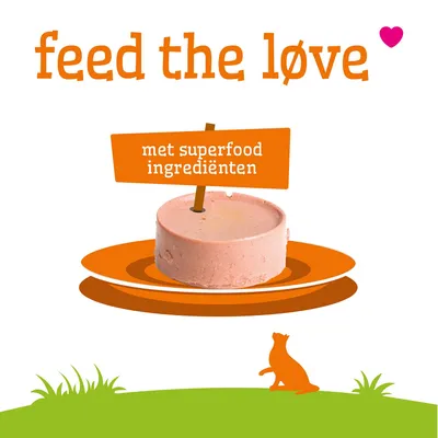 feed the love. Product met superfood ingrediënten op een bord, tekst: met superfood ingrediënten. feed the love. Product met superfood ingrediënten op een bord, tekst: met superfood ingrediënten.