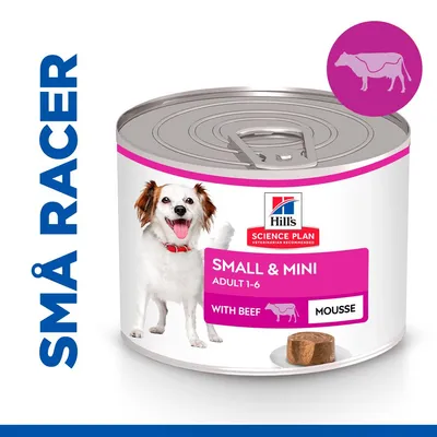 Hill's Science Plan dåse med tekst: SMALL & MINI ADULT 1-6 WITH BEEF MOUSSE, billede af lille hund og oksekødssymbol. Tekst til venstre: SMÅ RACER.
