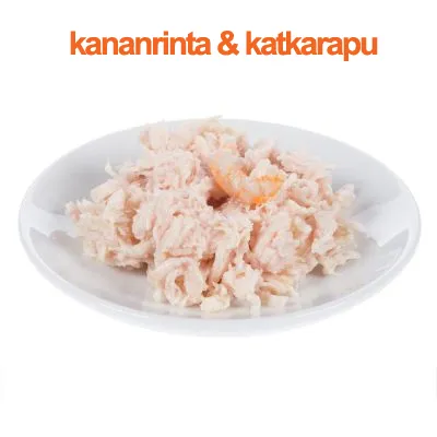 Valkoisella lautasella kananrintaa ja katkarapua, yläpuolella oranssilla tekstillä: kananrinta & katkarapu