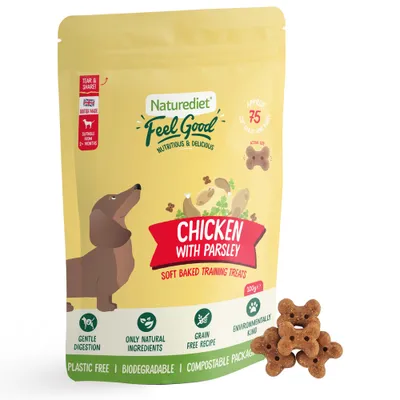 Chicken with parsley soft baked training treats, gentle digestion, only natural ingredients, grain free recipe, environmentally kind, plastic free, biodegradable, compostable packaging.