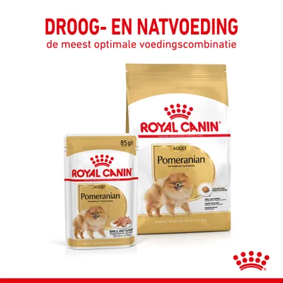 Royal Canin Adult Pomeranian droog- en natvoeding, verpakking met hondafbeelding. Tekst: 'de meest optimale voedingscombinatie'. 85 g natvoerzakje en grote zak droogvoer zichtbaar.