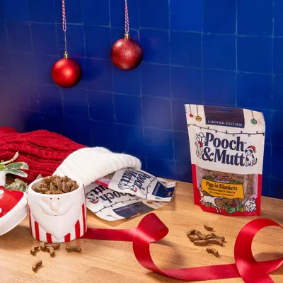 Pooch & Mutt Pigs in Blankets Festive Meaty Treats - 120g Pooch & Mutt Pigs in Blankets Festive Meaty Treats - 120g