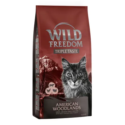 Wild Freedom Triple Taste American Woodlands torrfoder för katt, 100 % spannmålsfri, med nötkött, kyckling och kalkon, 6,5 kg synligt på förpackningen.