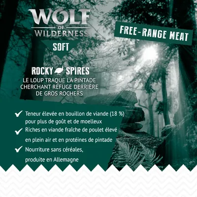 Wolf of Wilderness Soft Rocky Spires, Free-Range Meat. Teneur élevée en bouillon de viande (18 %), viande fraîche de poulet élevé en plein air, protéines de pintade, sans céréales, produit en Allemagne.