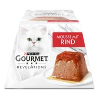 Purina Gourmet Revelations mousse con manzo. La confezione mostra un gatto bianco e una porzione di mousse con salsa.