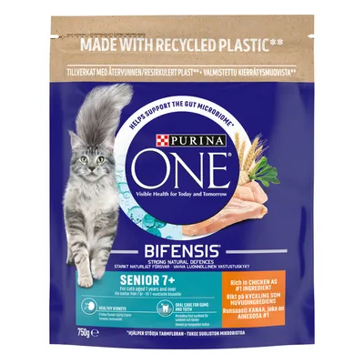 Purina ONE Bifensis Senior 7+ with chicken, supports gut microbiome, strong natural defences, healthy kidneys, oral care for gums and teeth. For cats aged 7 years and over.