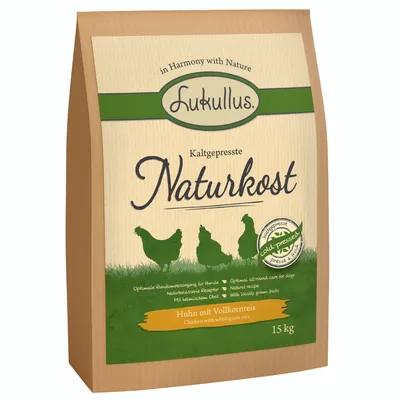 Lukullus hidegen sajtolt természetes eledel, csirke teljes kiőrlésű rizzsel, 15 kg. Természetes receptúra hazai gyümölcsökkel, Cold-Pressed pecsét látható.