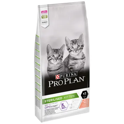 Ambalaj hrană pentru pisici Purina Pro Plan Sterilised Kitten, text vizibil: 'Salmon No1 Ingredient', '<1 an', 'Optistart', imagine cu doi pui de pisică pe față.