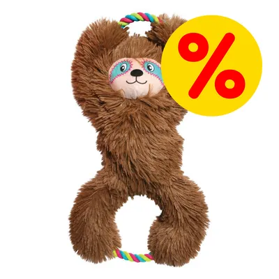 Giocattolo per cani a forma di bradipo marrone con maniglie in corda colorata, simbolo percentuale rosso su sfondo giallo che indica offerta o sconto visibile sull'immagine.