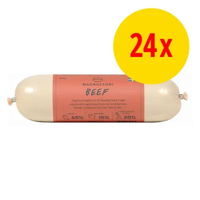Magnusson Beef, lot de 24. Saucisse de nourriture pour chien, 650 g. Viande 65 %, abats 15 %, légumes et huiles 20 %. Texte en anglais sur l’emballage. Magnusson Beef, lot de 24. Saucisse de nourriture pour chien, 650 g. Viande 65 %, abats 15 %, légumes et huiles 20 %. Texte en anglais sur l’emballage.