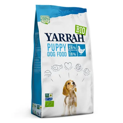 Yarrah BIO Puppy Dog Food, proteïne 28%, vet 18%, afbeelding van puppy, keurmerken: Beter Leven, EU-biologisch, 100% recyclebare verpakking zichtbaar op zak. Yarrah BIO Puppy Dog Food, proteïne 28%, vet 18%, afbeelding van puppy, keurmerken: Beter Leven, EU-biologisch, 100% recyclebare verpakking zichtbaar op zak.