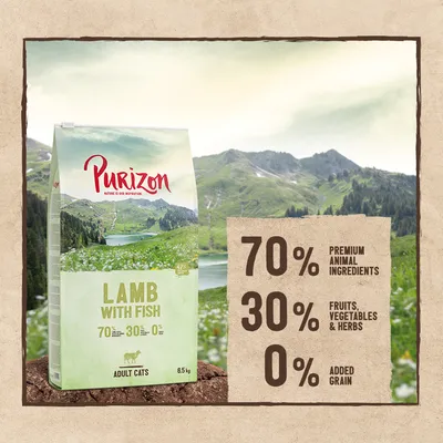 Lamb with fish food for adult cats, 70% premium animal ingredients, 30% fruits, vegetables and herbs, 0% added grain. Bag weight 6.5kg.