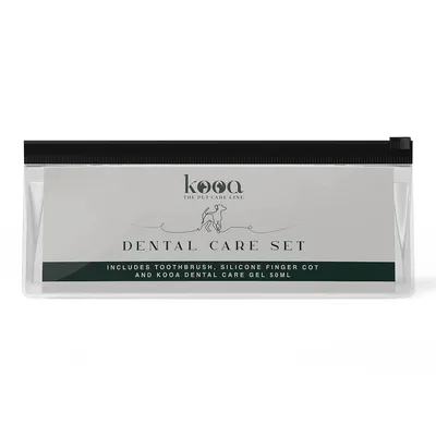 kooa Dental Care Set, innehåller tandborste, silikonfingerborg och kooa dental care gel 50 ml. Text på engelska.