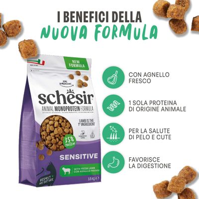 Schesir Animal Monoprotein Formula Sensitive con agnello fresco, 35% di proteine. Vantaggi: solo una fonte proteica animale, supporta la salute di pelle e pelo, favorisce la digestione.