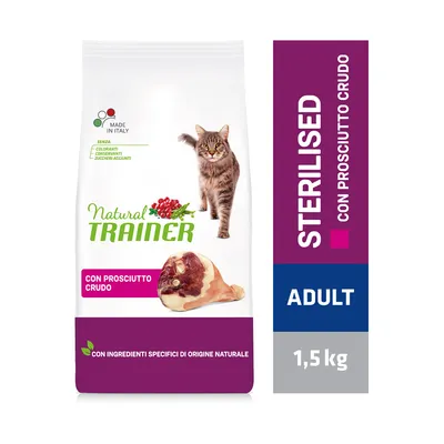 Συσκευασία Natural Trainer για στειρωμένες γάτες με προσούτο crudo, Adult, 1,5 kg. Made in Italy. Χωρίς χρωστικές, συντηρητικά, πρόσθετα σάκχαρα. Κείμενο στα ιταλικά.