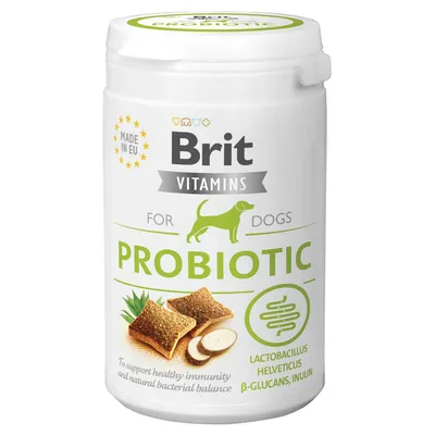Envase de Brit Vitamins Probiotic para perros. Texto visible: Made in EU, Lactobacillus Helveticus, β-glucans, inulin. Imagen de snacks y símbolo digestivo en la etiqueta. Envase de Brit Vitamins Probiotic para perros. Texto visible: Made in EU, Lactobacillus Helveticus, β-glucans, inulin. Imagen de snacks y símbolo digestivo en la etiqueta.