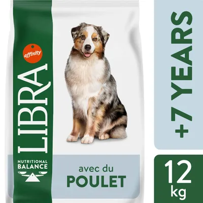 Sac de croquettes pour chien LIBRA Nutritional Balance, avec du poulet, 12 kg, pour chiens de plus de 7 ans. Marque affinity visible sur l’emballage.
