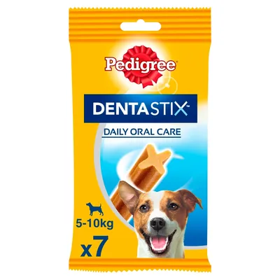 Pedigree DentaStix Daily Oral Care, 5–10 kg koirille, x7. Pakkauksessa kuva koirasta ja hammastikusta.