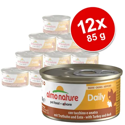 almo nature Daily, 12×85 g konzervy s krůtím a kachním masem. Text: pet food + amore, con tacchino e anatra, mit Truthahn und Ente, with Turkey and duck.