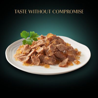 Sheba Fresh & Fine in Jelly Mini Pouches Saver Pack 12 x 50g - Tuna, Salmon & Whitefish in Jelly