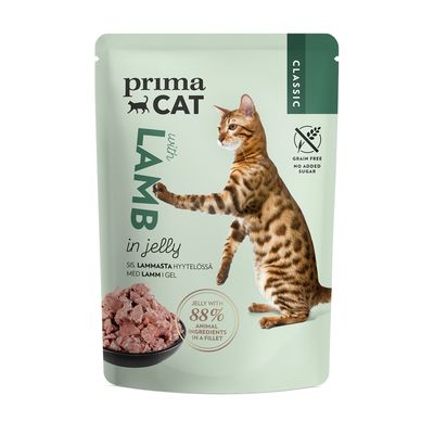 Prima Cat with Lamb in Jelly. Receta clásica, sin cereales, sin azúcares añadidos. 88% ingredientes animales en filete. El envase muestra un gato y un bol con trozos de carne.