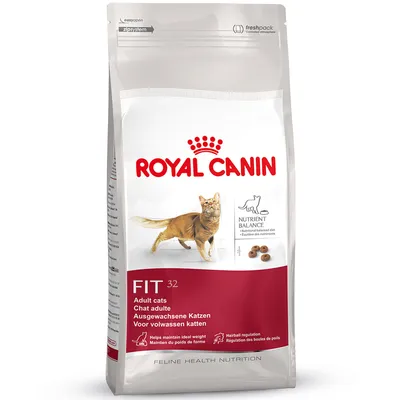 Vrećica hrane za mačke Royal Canin FIT 32, prikaz mačke, tekst: Adult cats, Nutrient Balance, pomaže održavanju idealne težine, regulacija kuglica dlake.