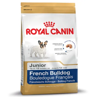 Royal Canin Junior French Bulldog hondenvoer, tot 12 maanden. Tekst: Digestive Health, Healthy Skin, Natural Defences. Afbeelding Franse bulldog en brokvorm zichtbaar op verpakking.