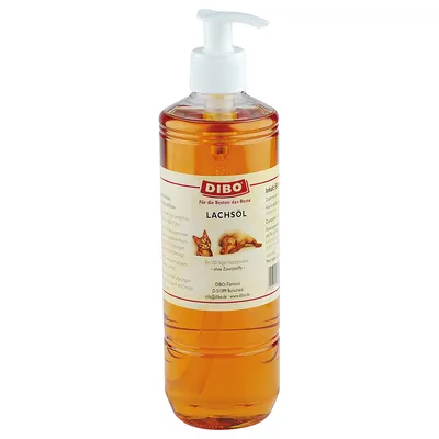 Botella con dosificador de DIBO Lachsöl, aceite de salmón para mascotas. Etiqueta muestra imágenes de un gato y un perro, texto en alemán y datos de contacto del fabricante.